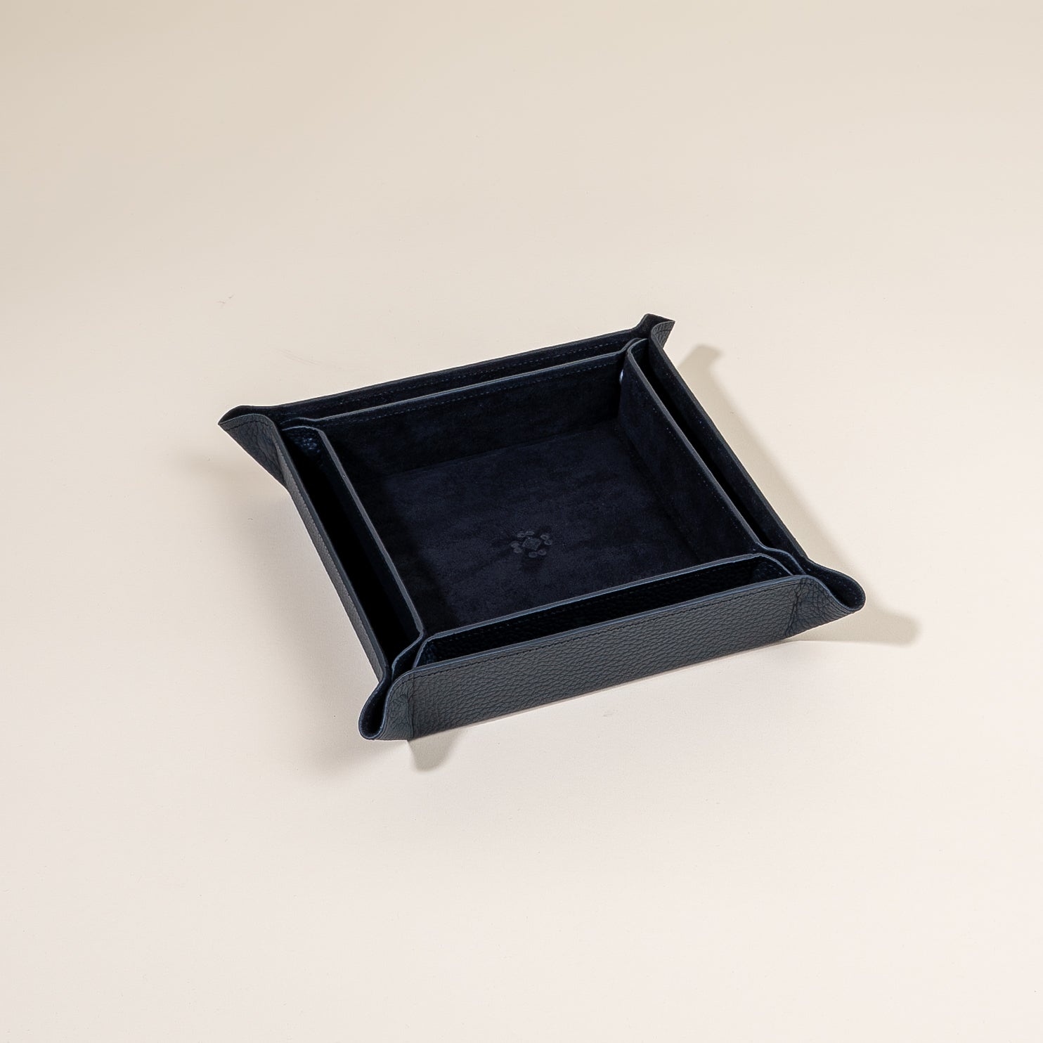 Valet Keeper – Black