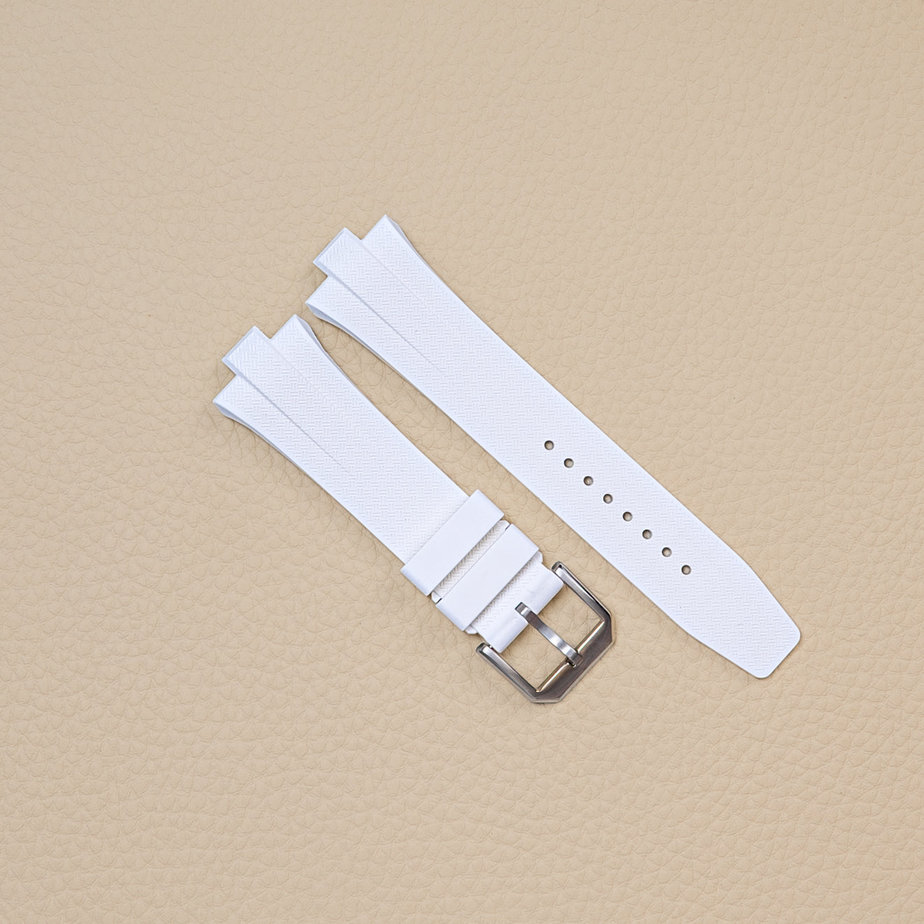 Tsuyosa rubberstrap - White