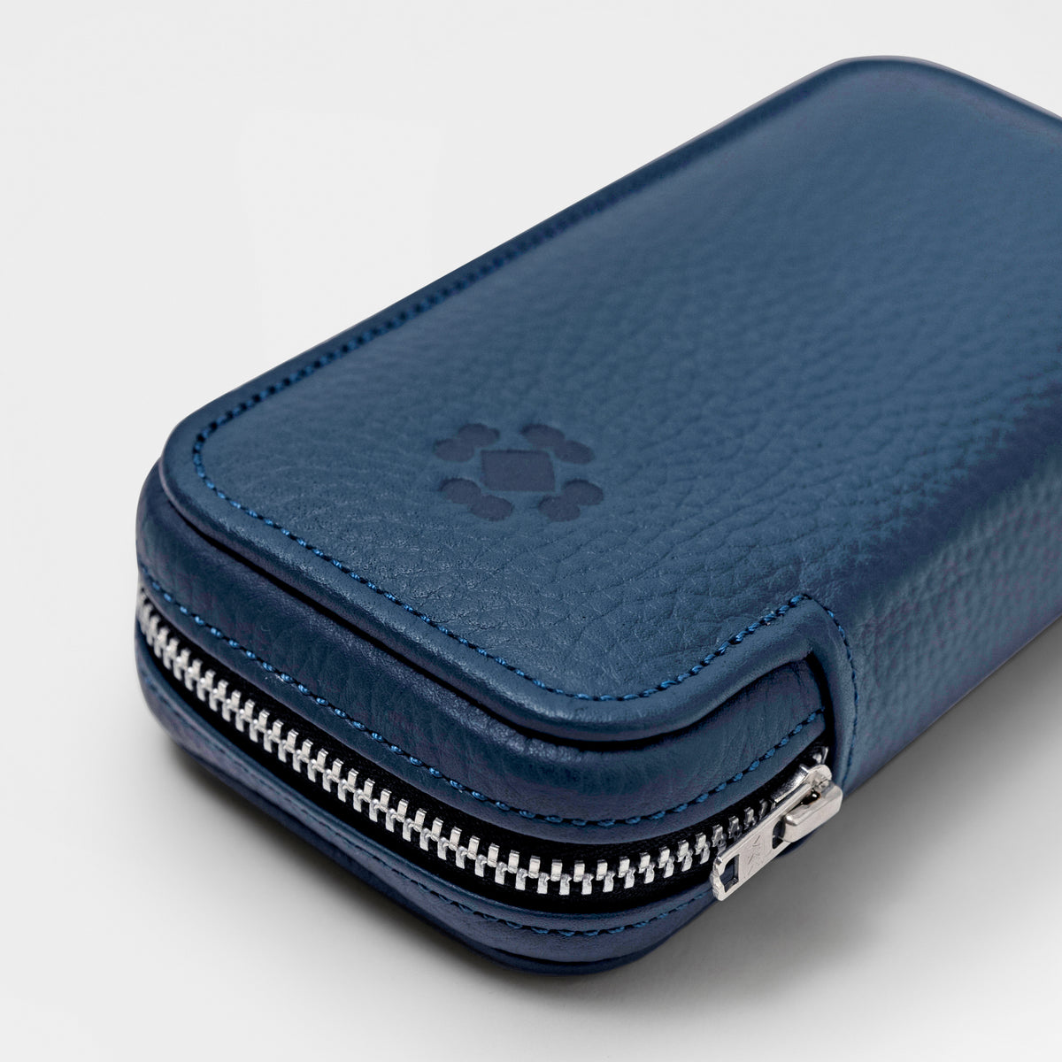 Slim Traveler 2 - Dark Blue/Camel