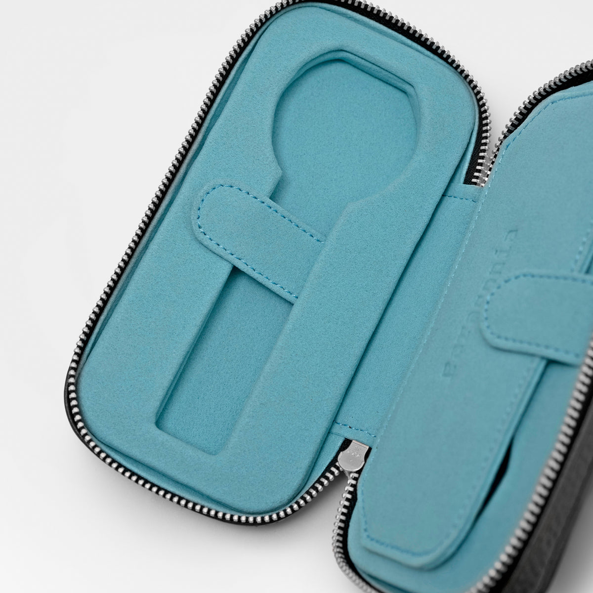 Slim Traveler 2 - Brown/Blue