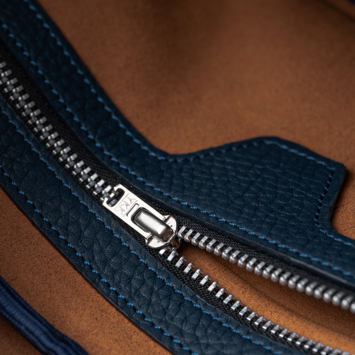 Paragonia Necessaire - Dark Blue/Camel
