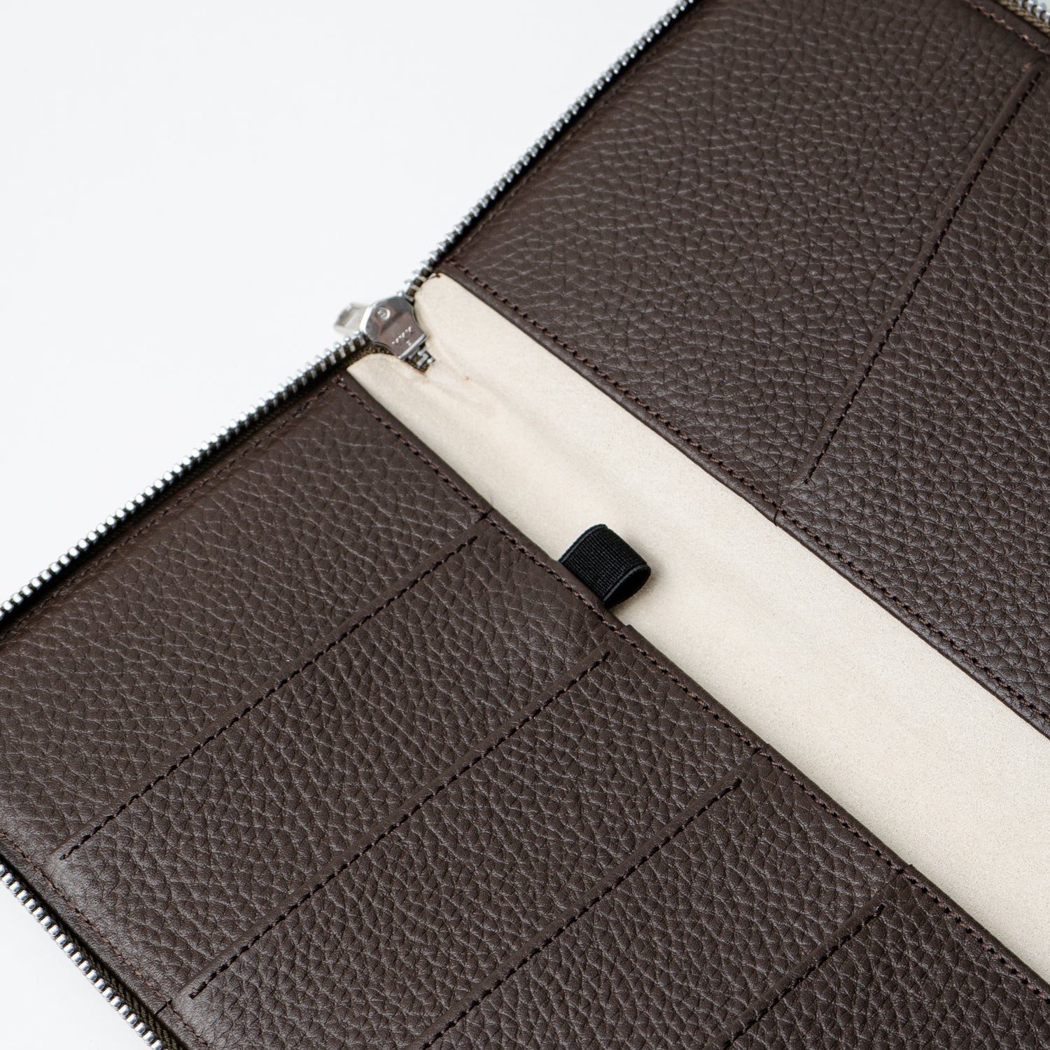 Lifestyle Travel Wallet - Brown/Cream