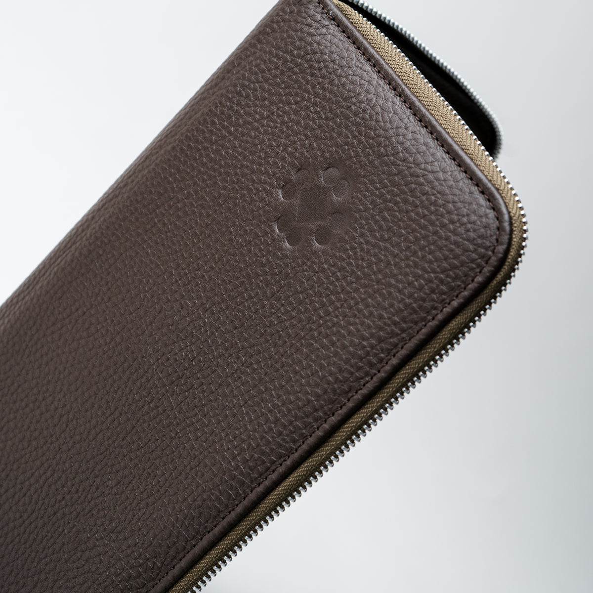 Lifestyle Travel Wallet - Brown/Cream