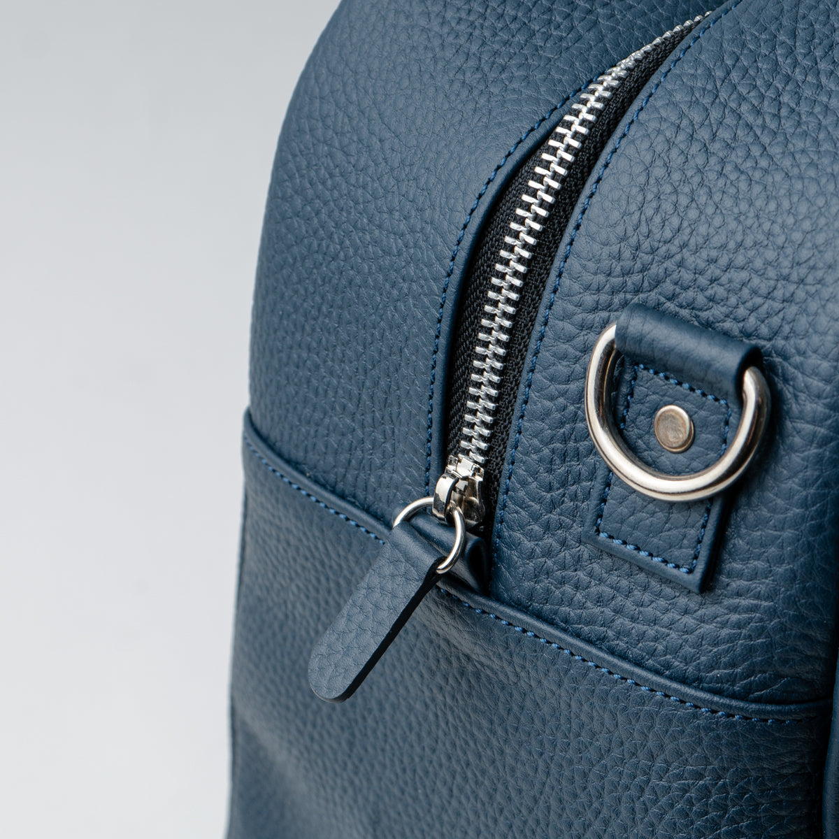 Paragonia Weekend Bag - Dark Blue/Blue