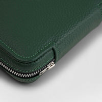 Slim Traveler 4 – Green/Camel