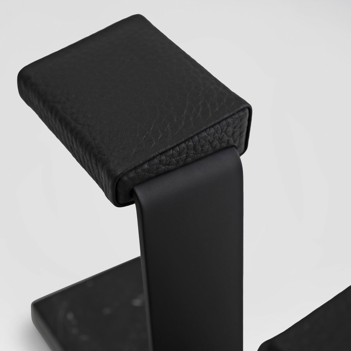Gullwing Watch Stand - Black/Black