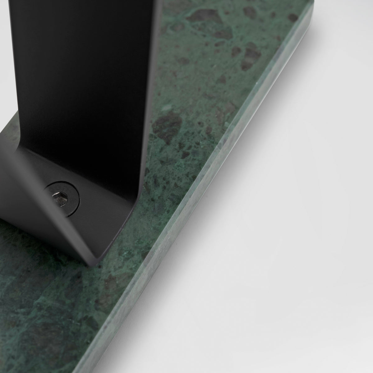 Gullwing Watch Stand - Green/Black